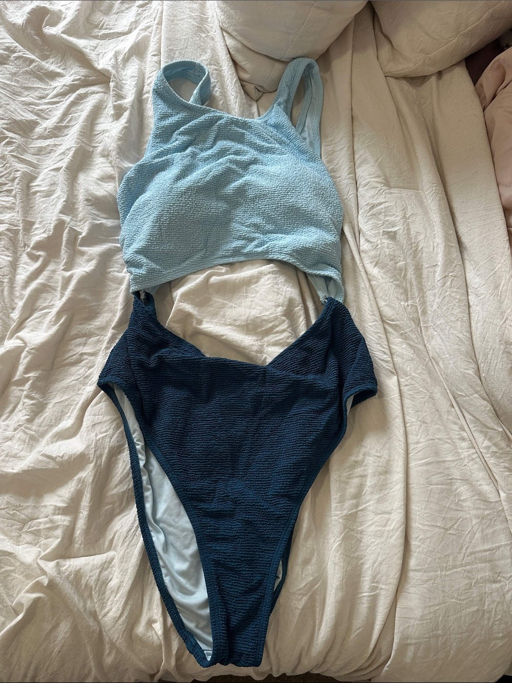 Cupshe Two-Tone Blue Textured One-Piece Swimsuit